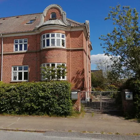 Cozy Villa-Apartment - Close To Aalborg Center - Free Citybikes And Parking Extérieur photo